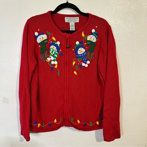 Tiara International Sweaters - Holiday Snowman Red Sweater
